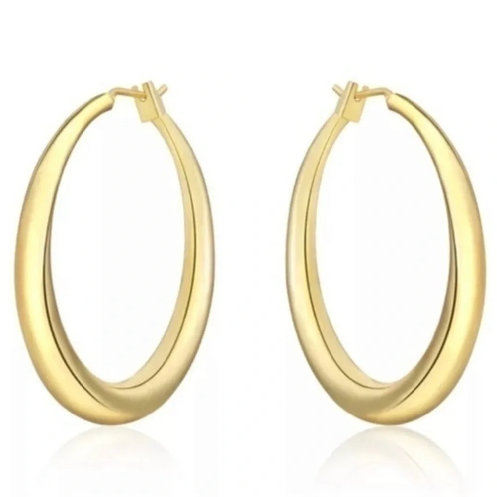 18k Yellow Gold Hoop Earrings